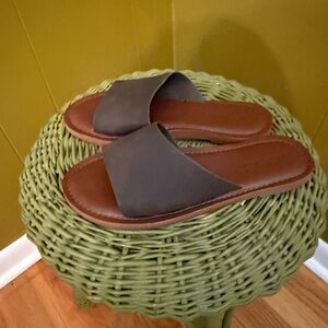 Chic Brown and Gray Slide Sandals